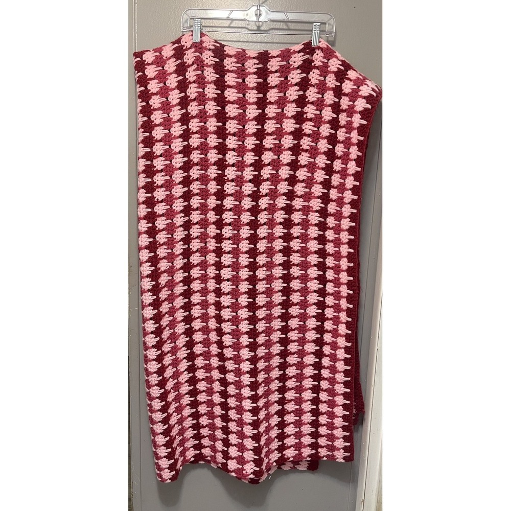 Handmade Pink/Burgundy Crochet Blanket Larks Foot Stitch 48 X 76